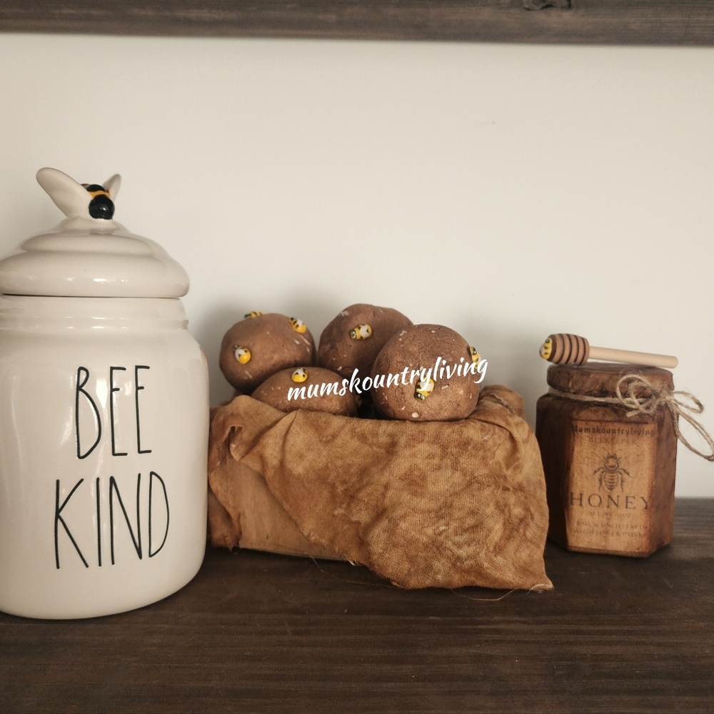 Fake muffins / honey jar